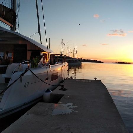 Luxury Catamaran Lagoon 42, AC&GN Split Luaran gambar